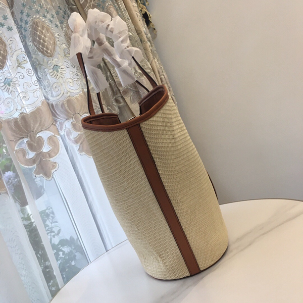 ルイヴィトンバッグ着用イメージ